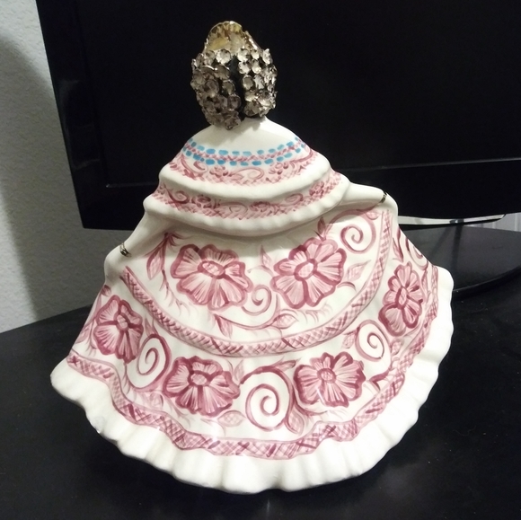 Exquisite Vintage Antique Porcelain or Ceramic Ornate - Picture 2 of 8